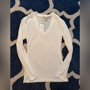 Elegant Cream V-Neck Women's banana republic sz small